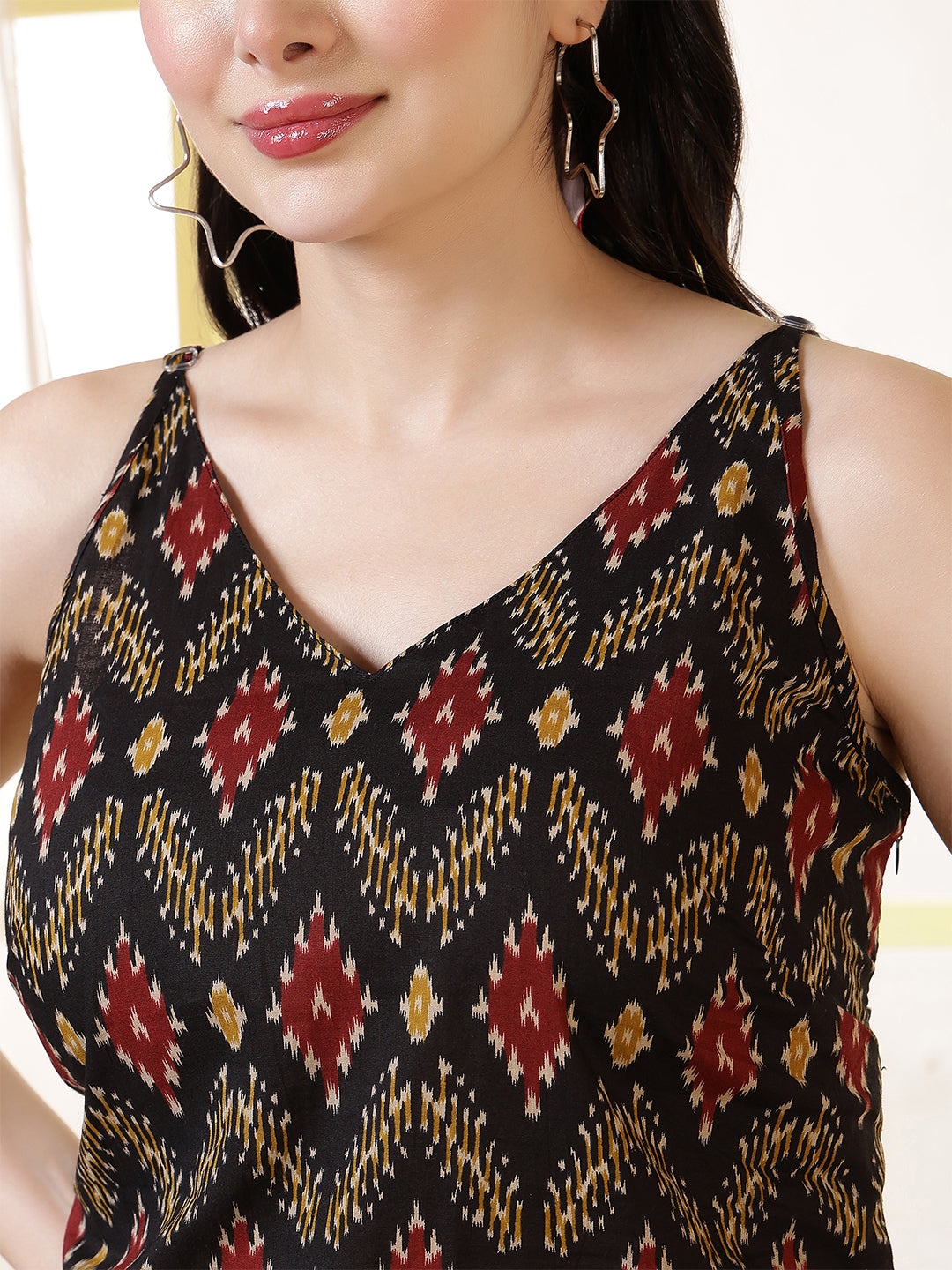 Women Black Printed Straight Tunic