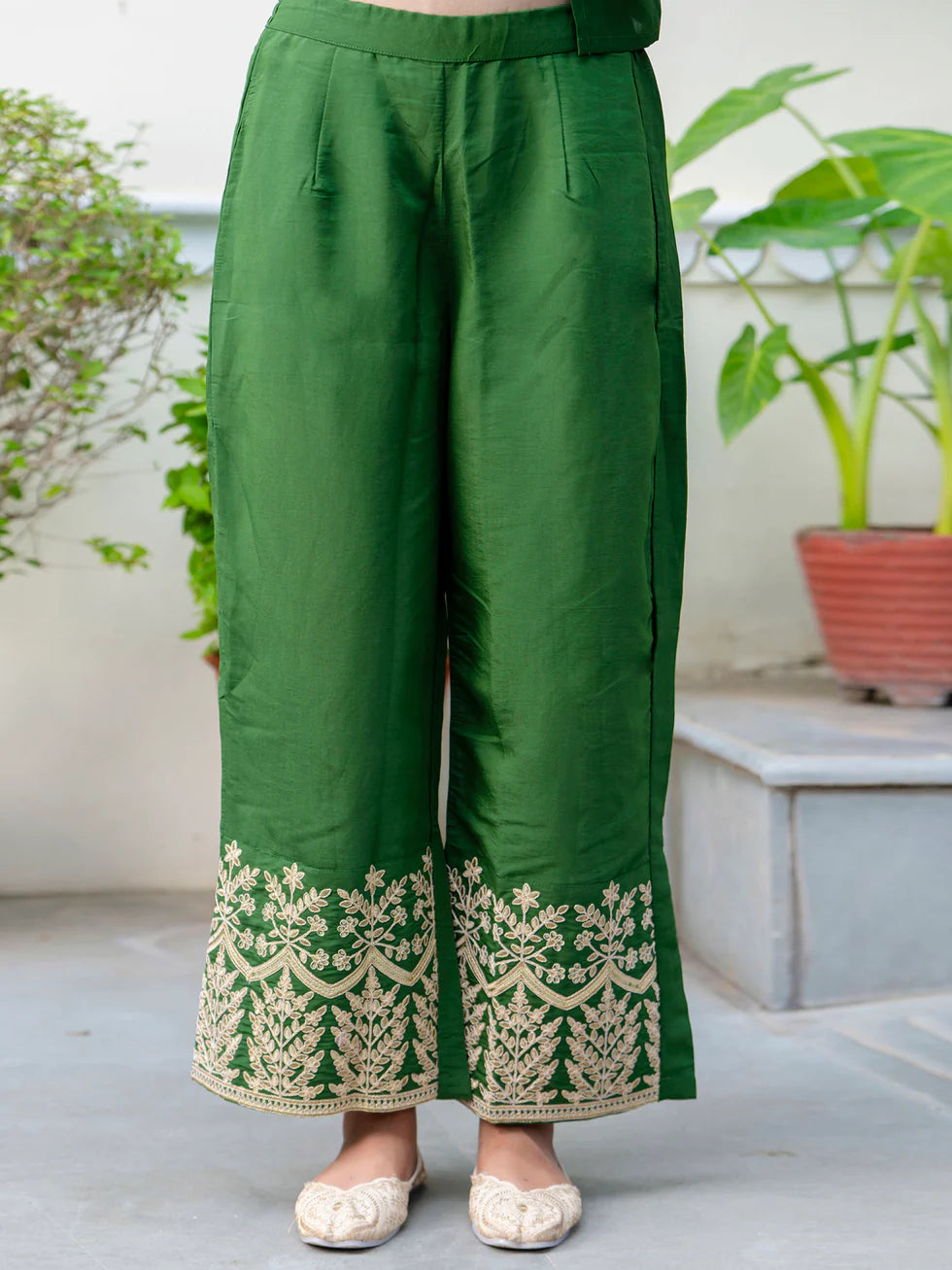 Floral Embroidered Silk Round Neck Kurta Trouser & Dupatta Set