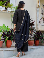 Noorjahan Midnight Black Embroidered Kurta Set with Organza Dupatta