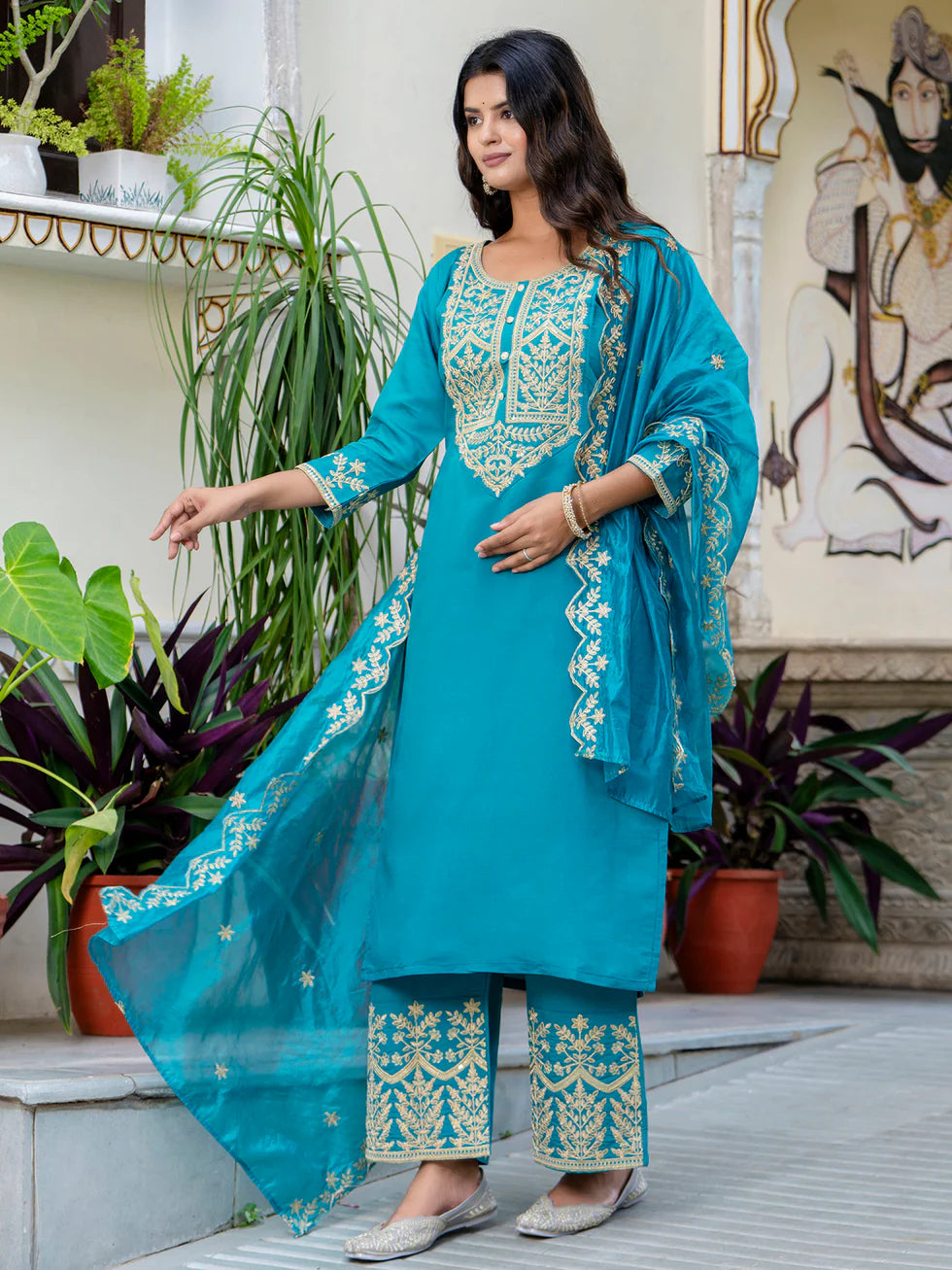 Floral Embroidered Silk Round Neck Kurta Trouser & Dupatta Set