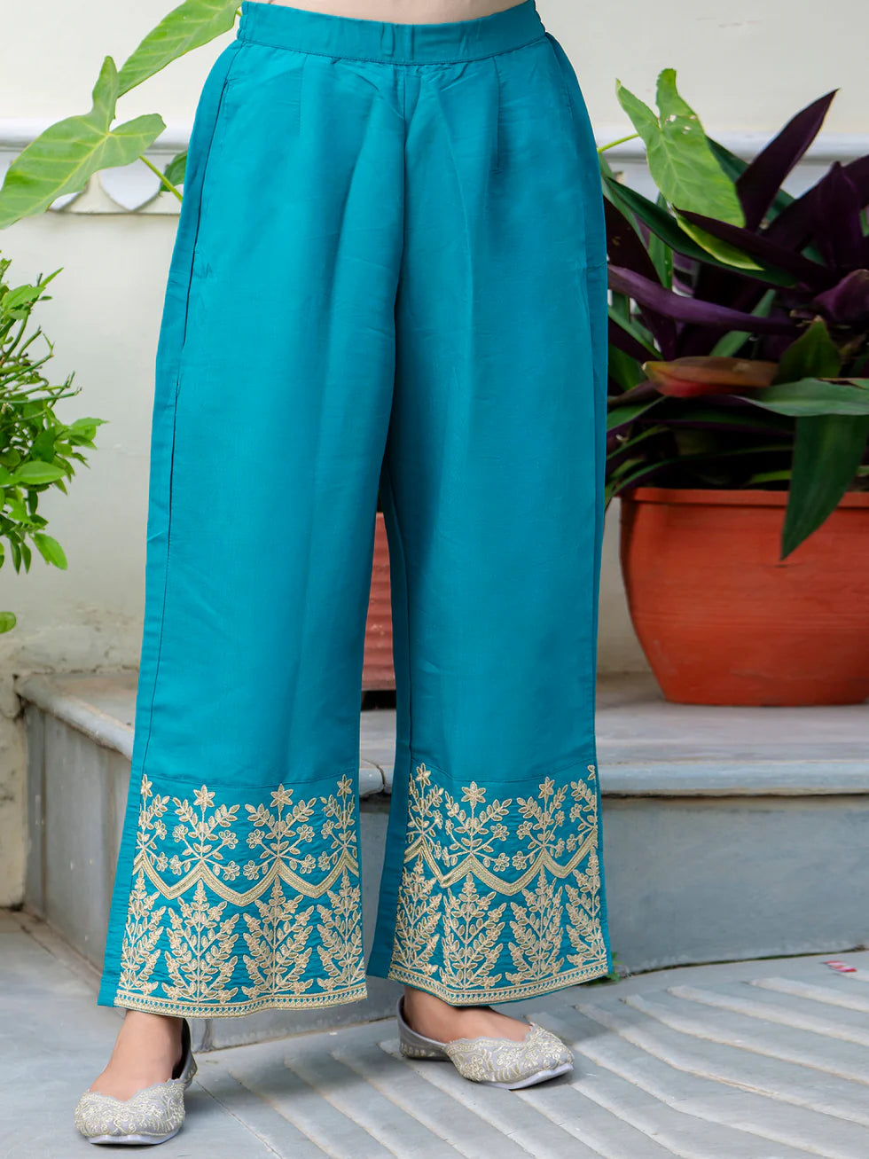 Floral Embroidered Silk Round Neck Kurta Trouser & Dupatta Set