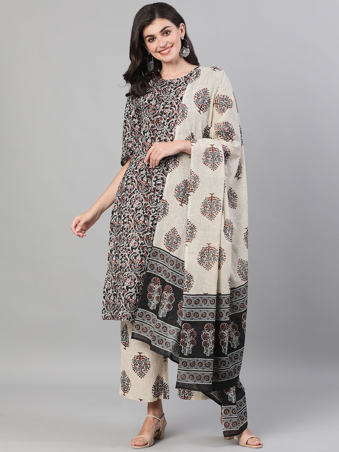 Sharia Women Printed Kurta-Palazzo