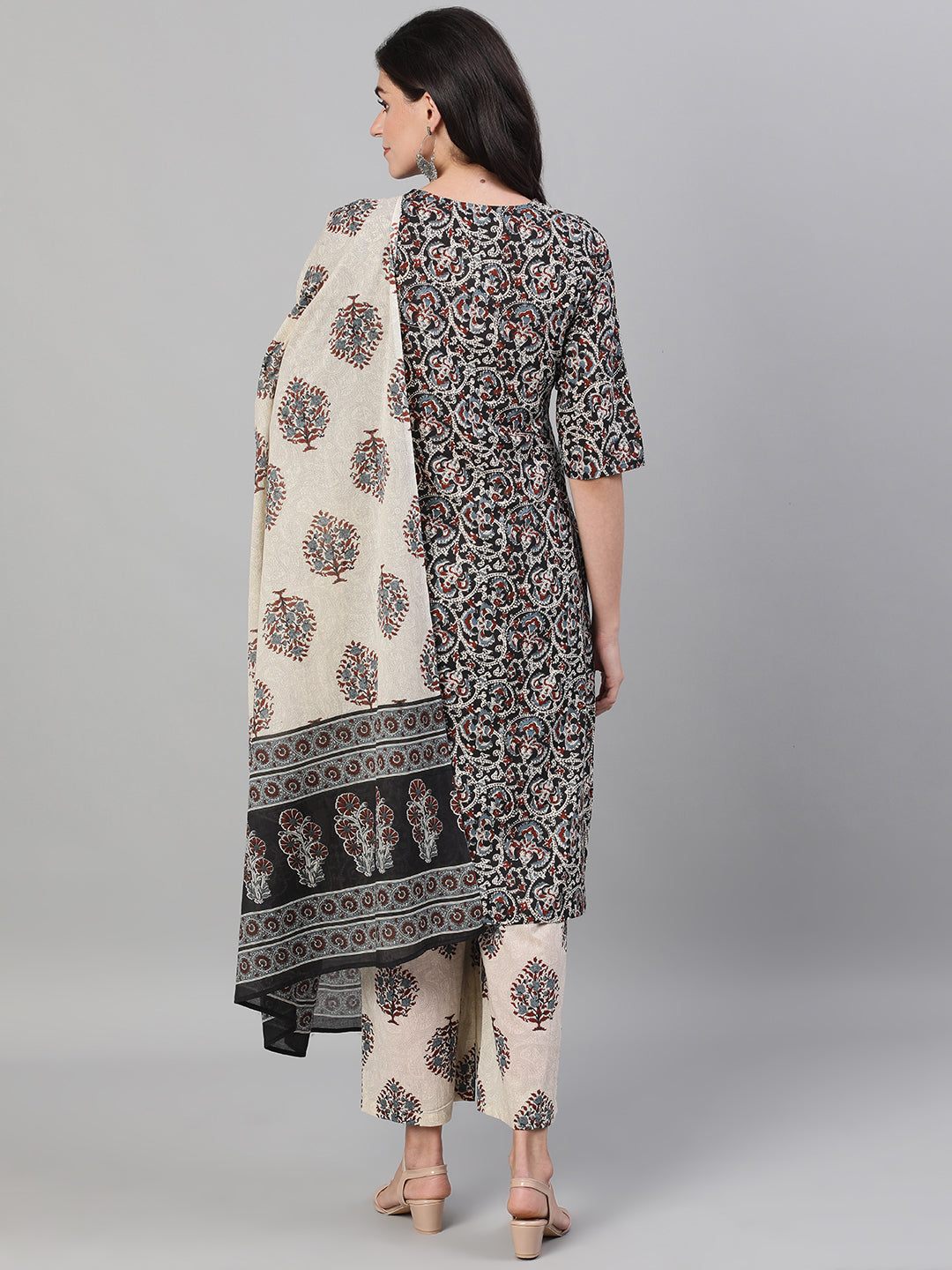 Sharia Women Printed Kurta-Palazzo