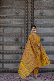 Women Mustard & Gold Printed Straight Kurta With Plazzo  & Dupatta