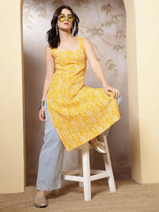 Women Yellow Printed Straight Sleeveless Kurta