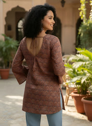 Women Maroon Printed Straight Tunic