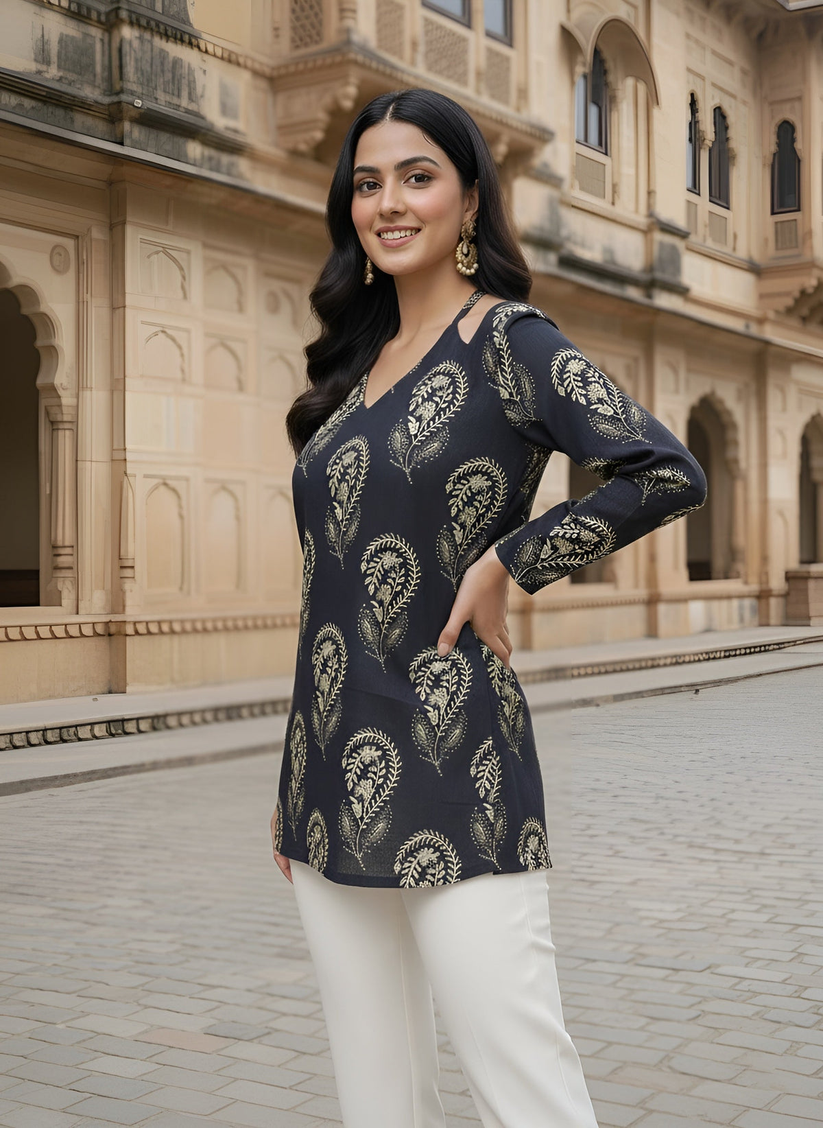 Women Black Printed Straight Tunic