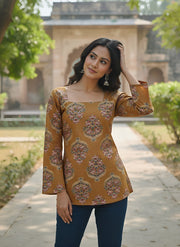 Women Yellow Printed Straight Tunic