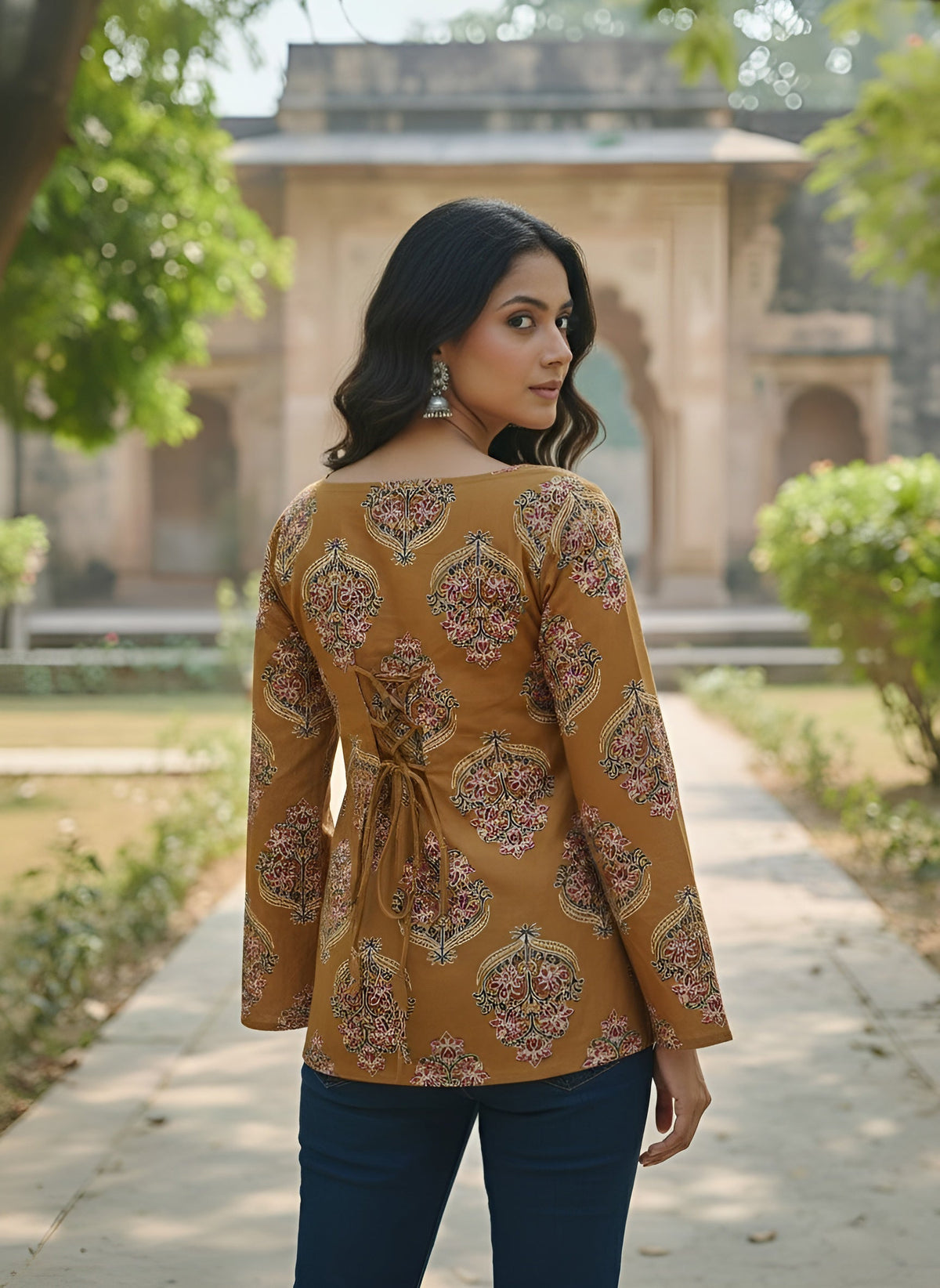 Women Yellow Printed Straight Tunic