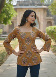 Women Yellow Printed Straight Tunic