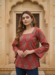 Women Maroon Printed Straight Tunic