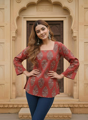 Women Maroon Printed Straight Tunic