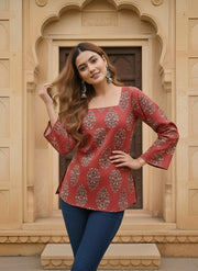 Women Maroon Printed Straight Tunic