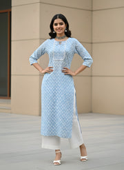Blue Printed Straight Kurta with Three Quarter Sleeves