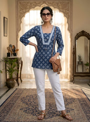 Women Blue Printed Straight Tunic