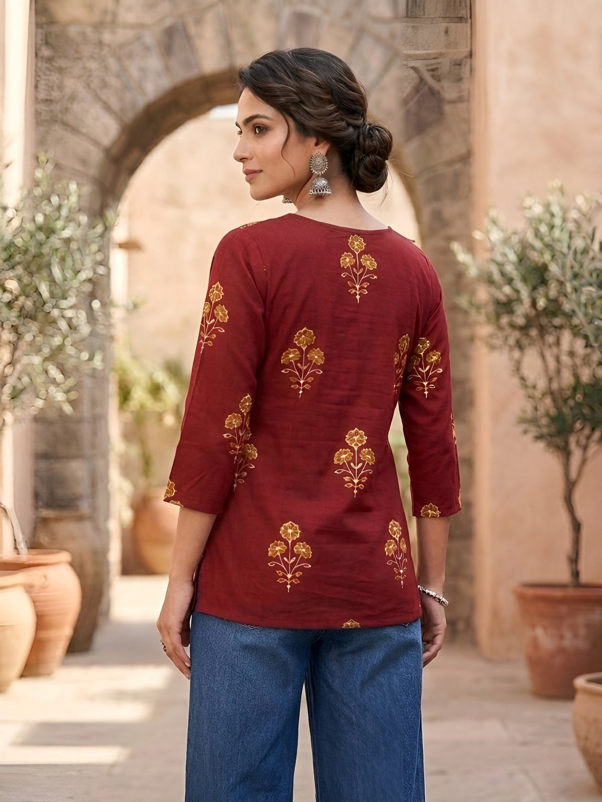 Women Maroon Printed Straight Tunic