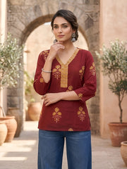 Women Maroon Printed Straight Tunic