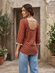 Women Maroon Printed Straight Tunic