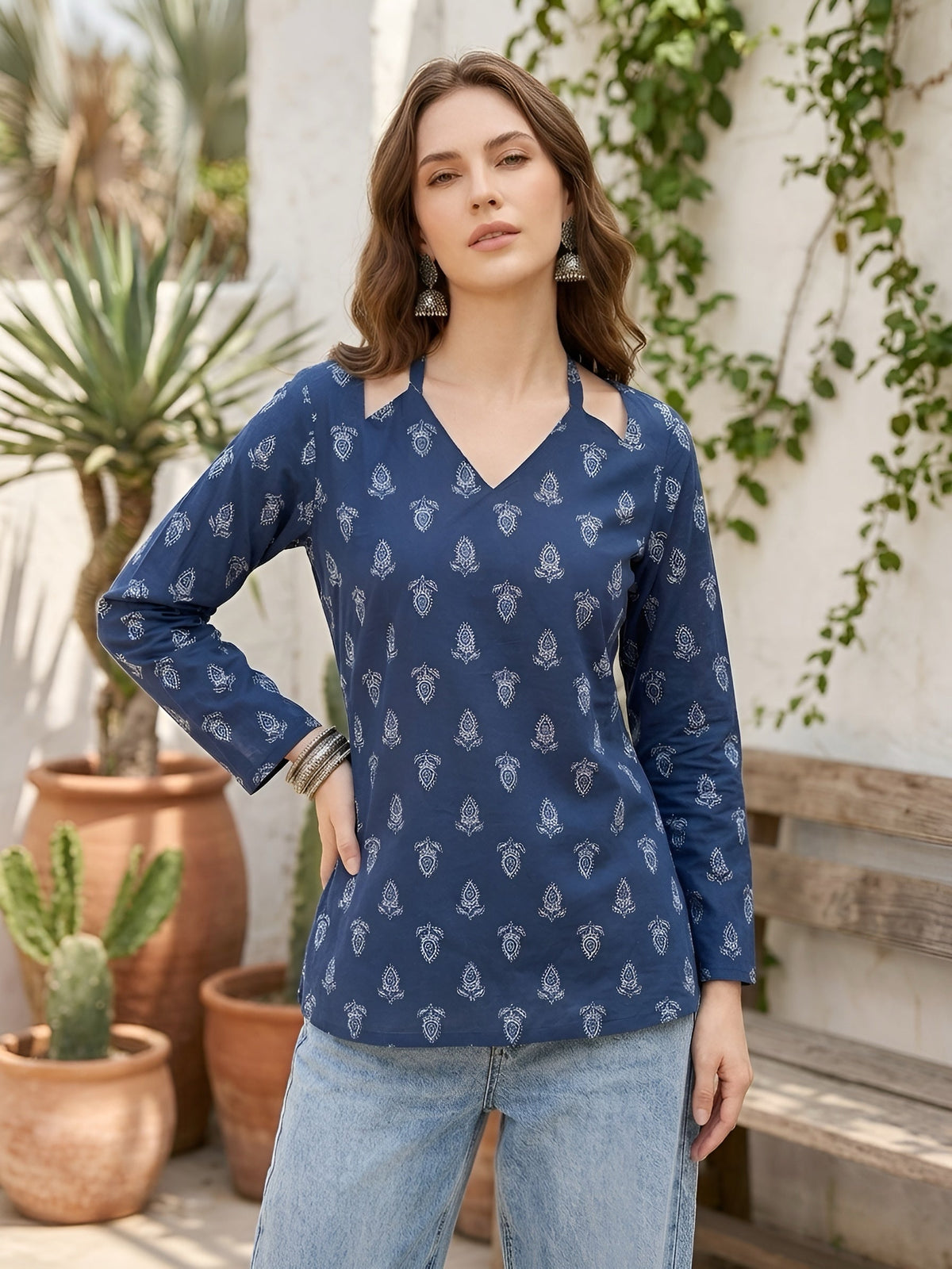 Women Blue Printed Straight Tunic With Tie-up Neck