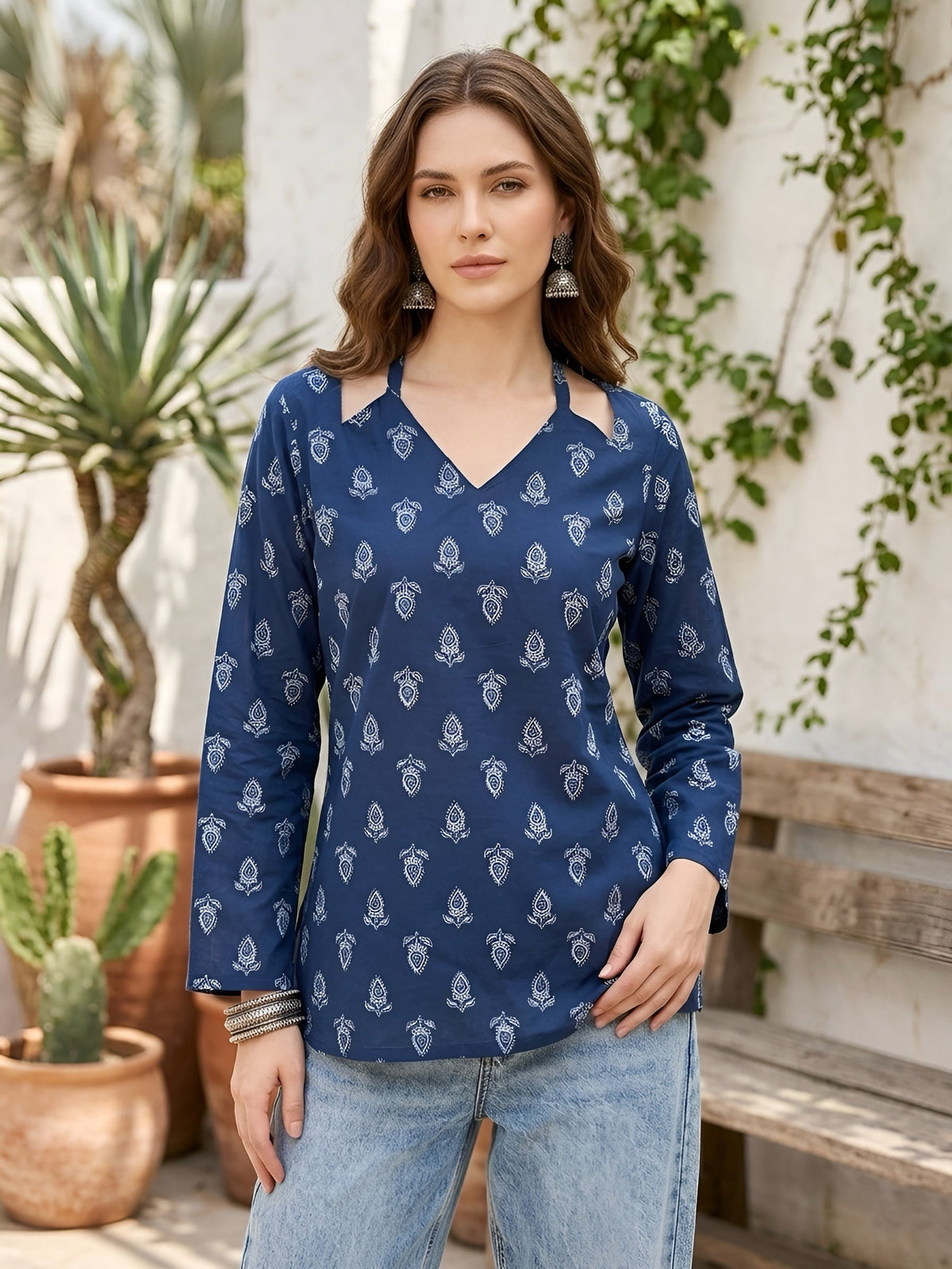 Women Blue Printed Straight Tunic With Tie-up Neck