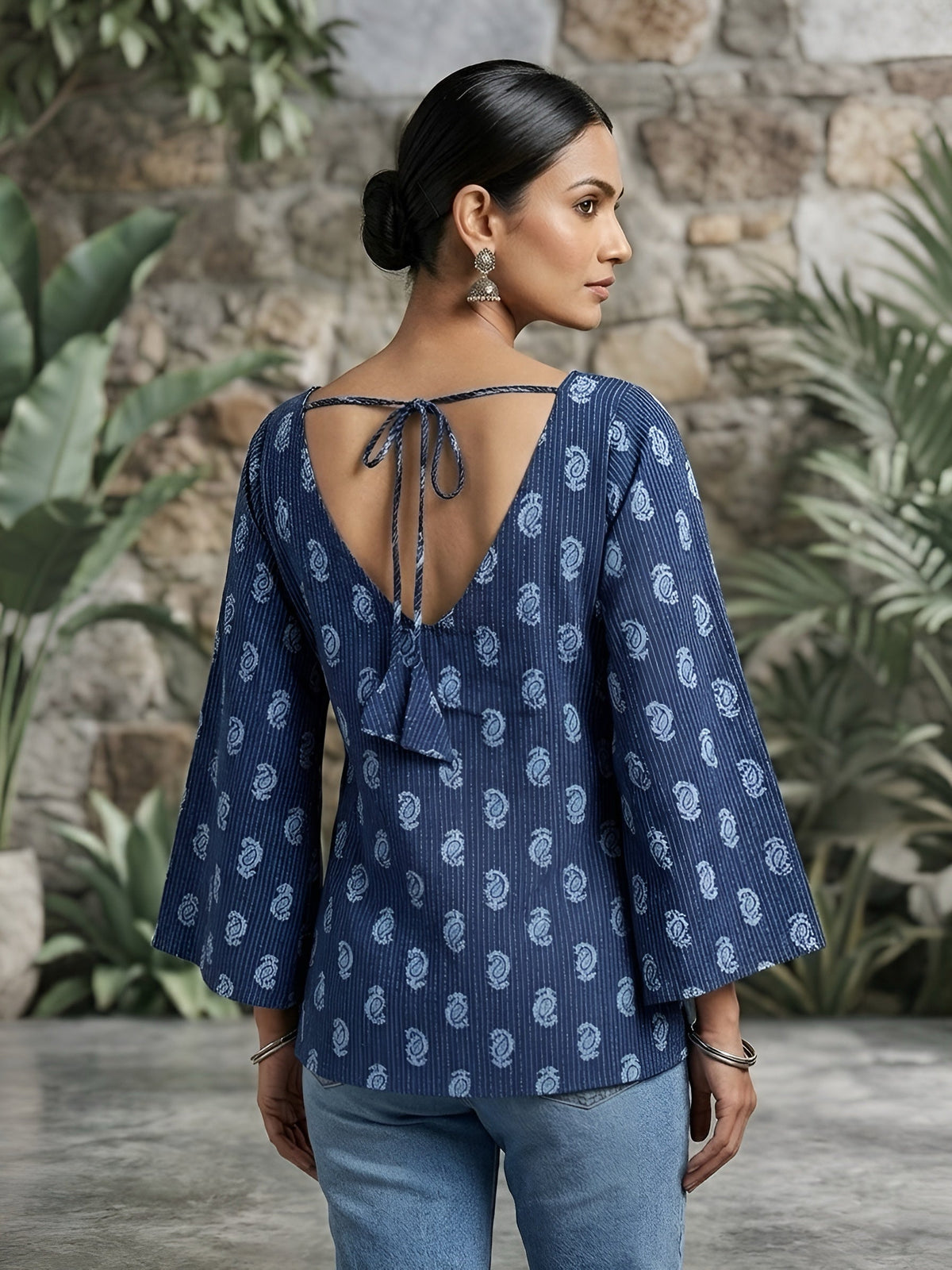 Women Blue Printed Straight Tunic