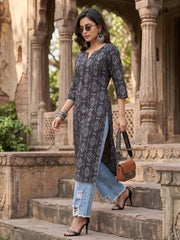 Black Printed Straight Kurta with Three Quarter Sleeves
