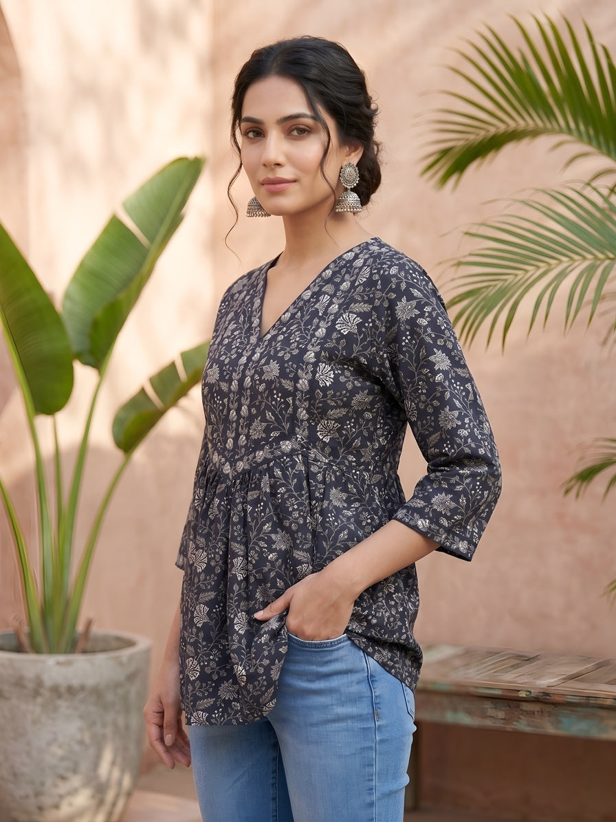 Women Black Printed Straight Tunic