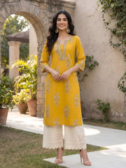 Yellow Printed Straight Kurta with Three Quarter Sleeves