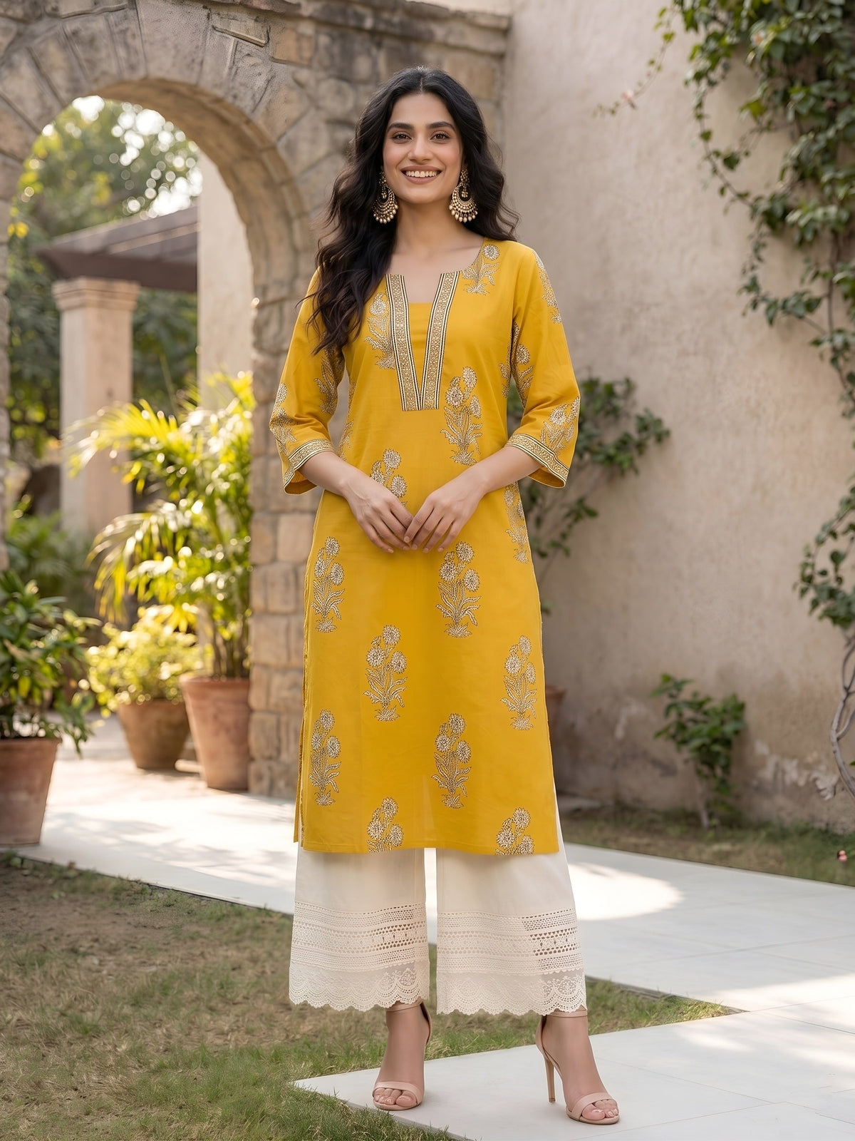 Yellow Printed Straight Kurta with Three Quarter Sleeves