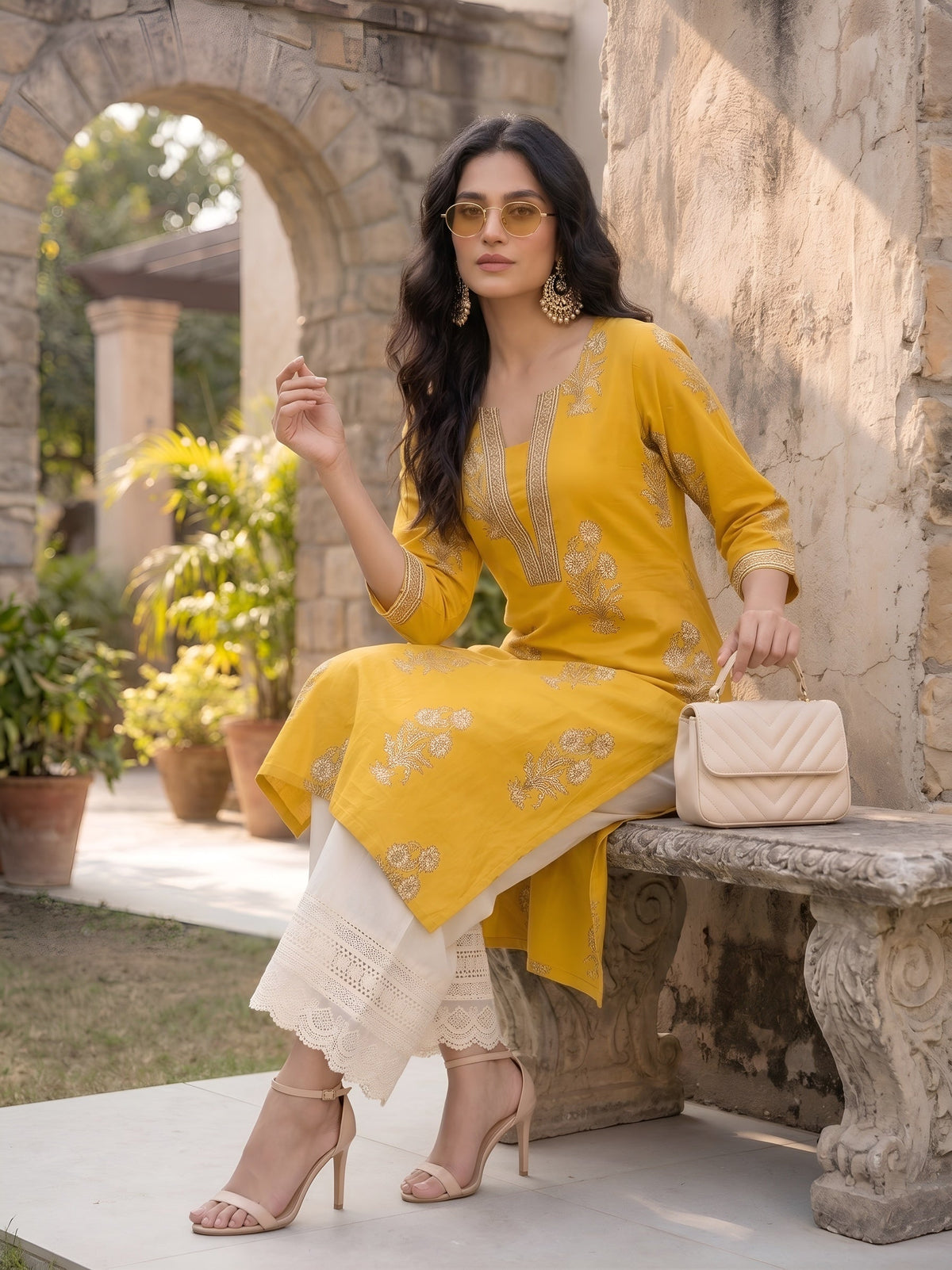 Yellow Printed Straight Kurta with Three Quarter Sleeves
