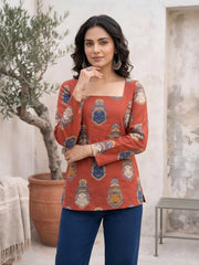 Women Maroon Printed Straight Tunic