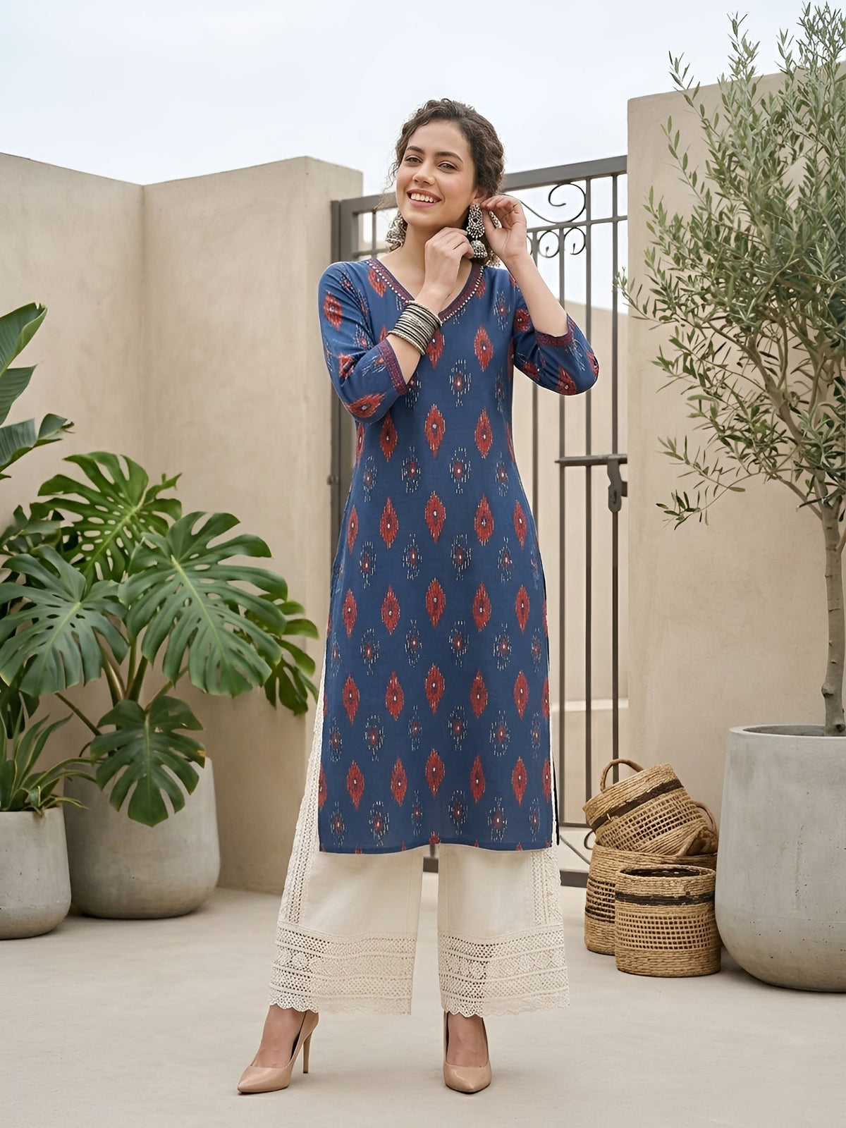 Blue Printed Straight Kurta with Three Quarter Sleeves