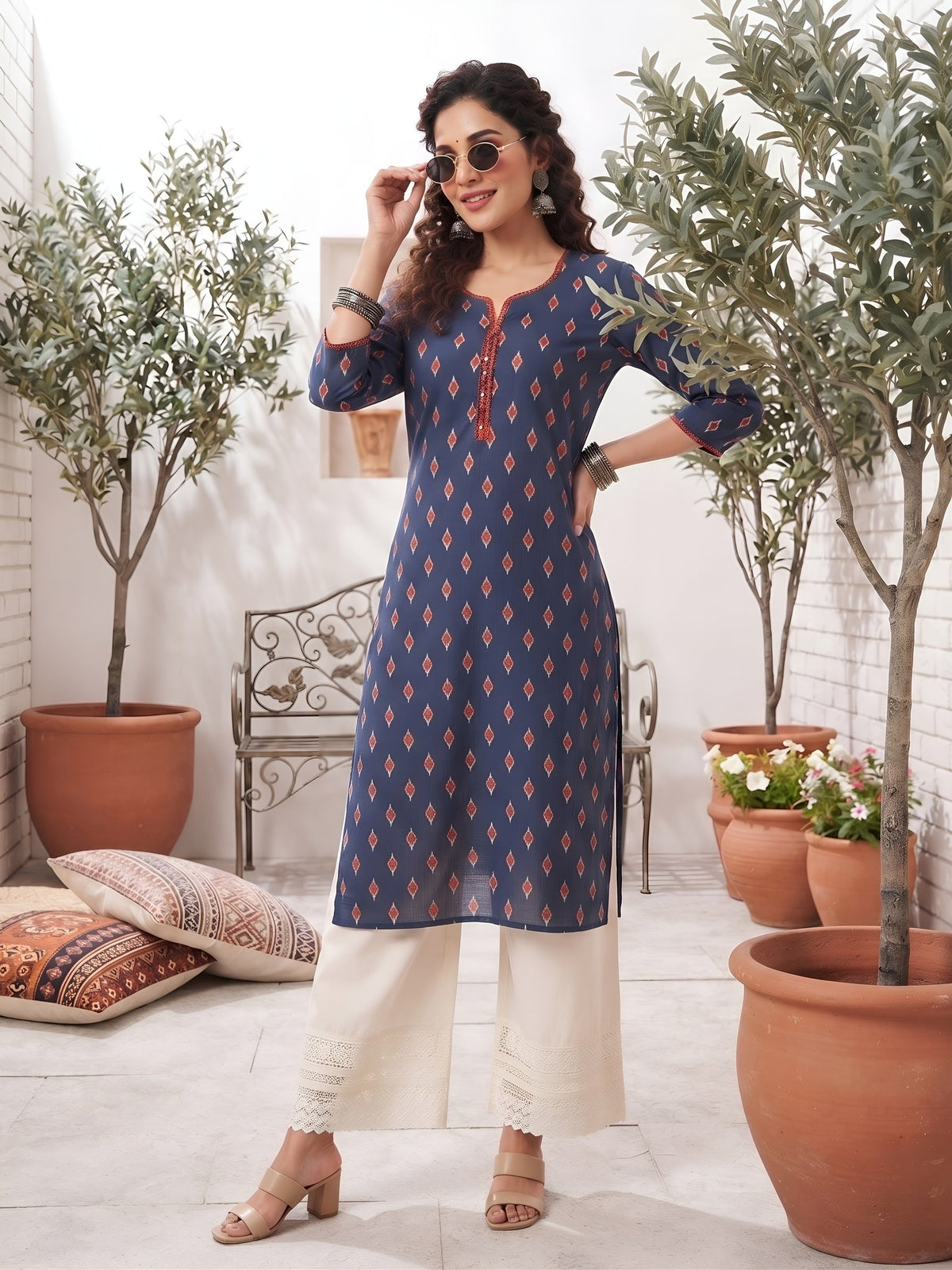 Blue Printed Straight Kurta with Three Quarter Sleeves