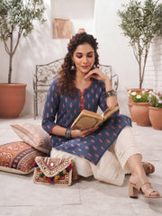 Blue Printed Straight Kurta with Three Quarter Sleeves
