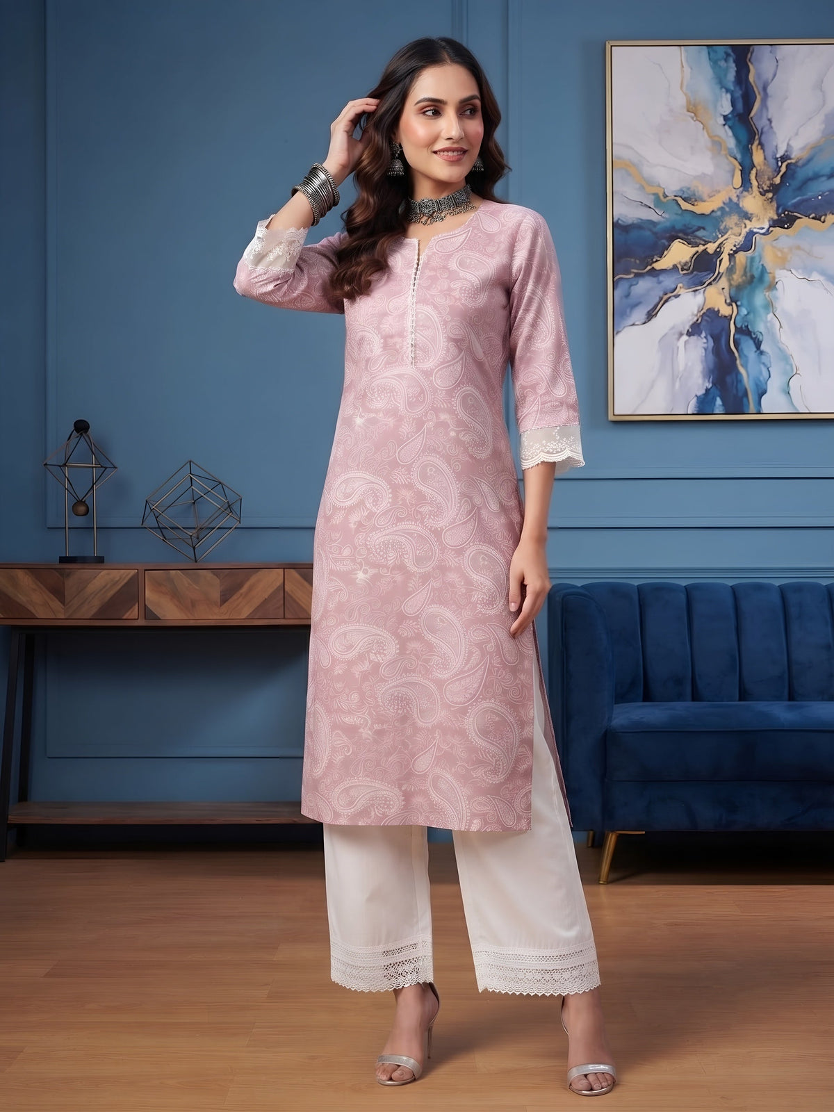 Mauve Printed Straight Kurta with Three Quarter Sleeves
