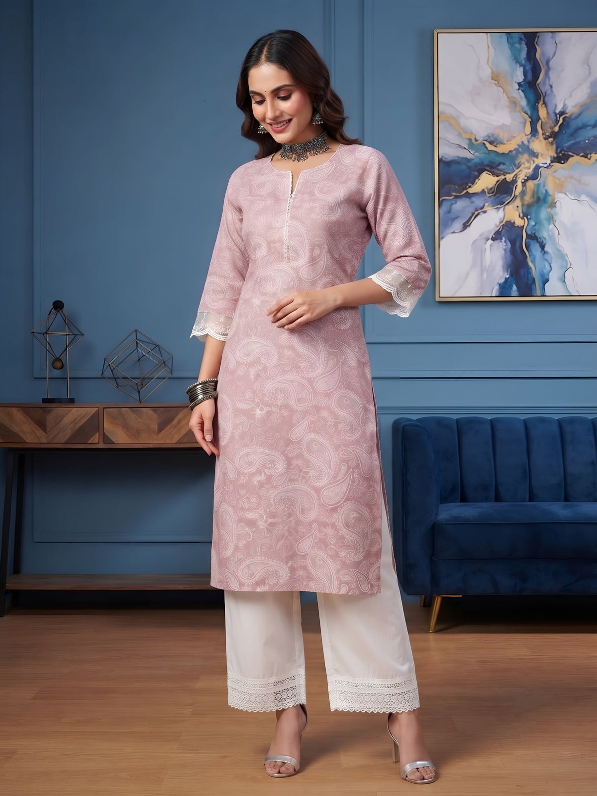 Mauve Printed Straight Kurta with Three Quarter Sleeves