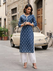Blue Printed Straight Kurta with Three Quarter Sleeves
