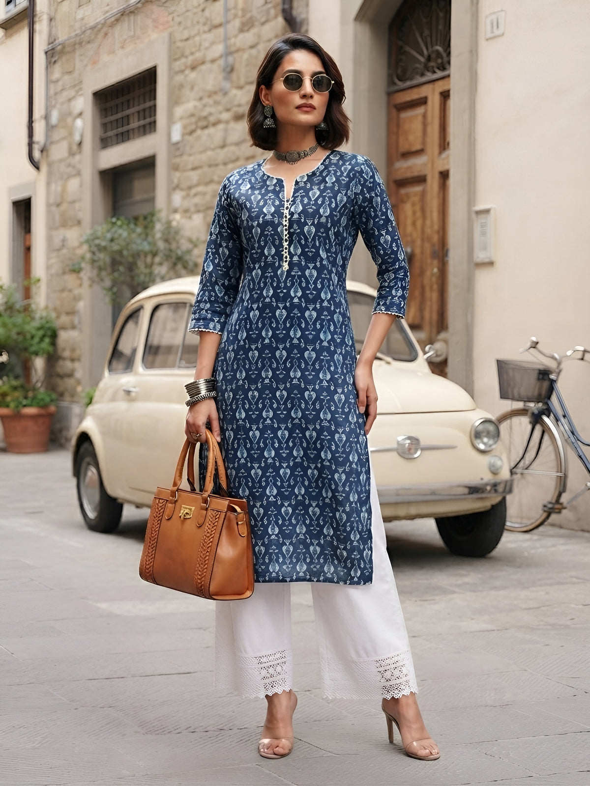 Blue Printed Straight Kurta with Three Quarter Sleeves