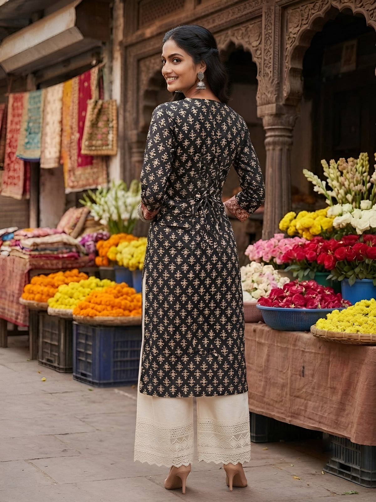 Black Printed Straight Kurta with Three Quarter Sleeves