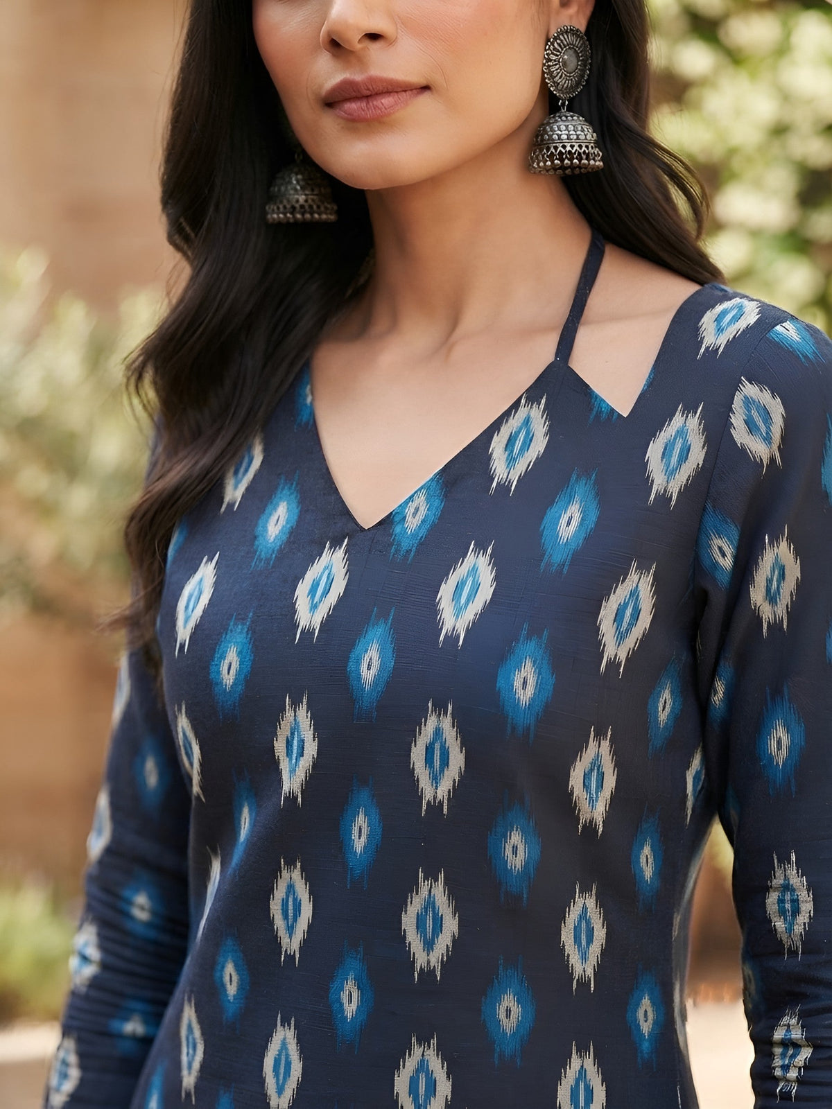 Blue Printed Straight Kurta with Three Quarter Sleeves