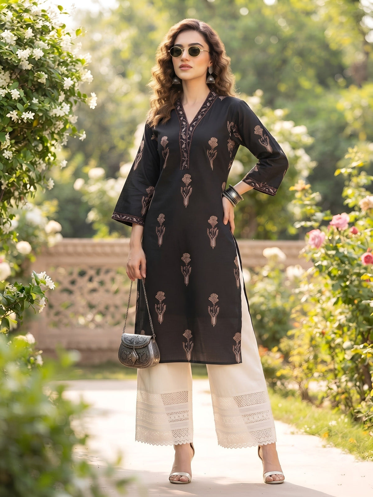 Black Printed Straight Kurta with Three Quarter Sleeves