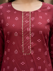 Maroon Printed Straight Kurta with Three Quarter Sleeves