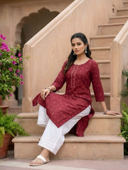 Maroon Printed Straight Kurta with Three Quarter Sleeves