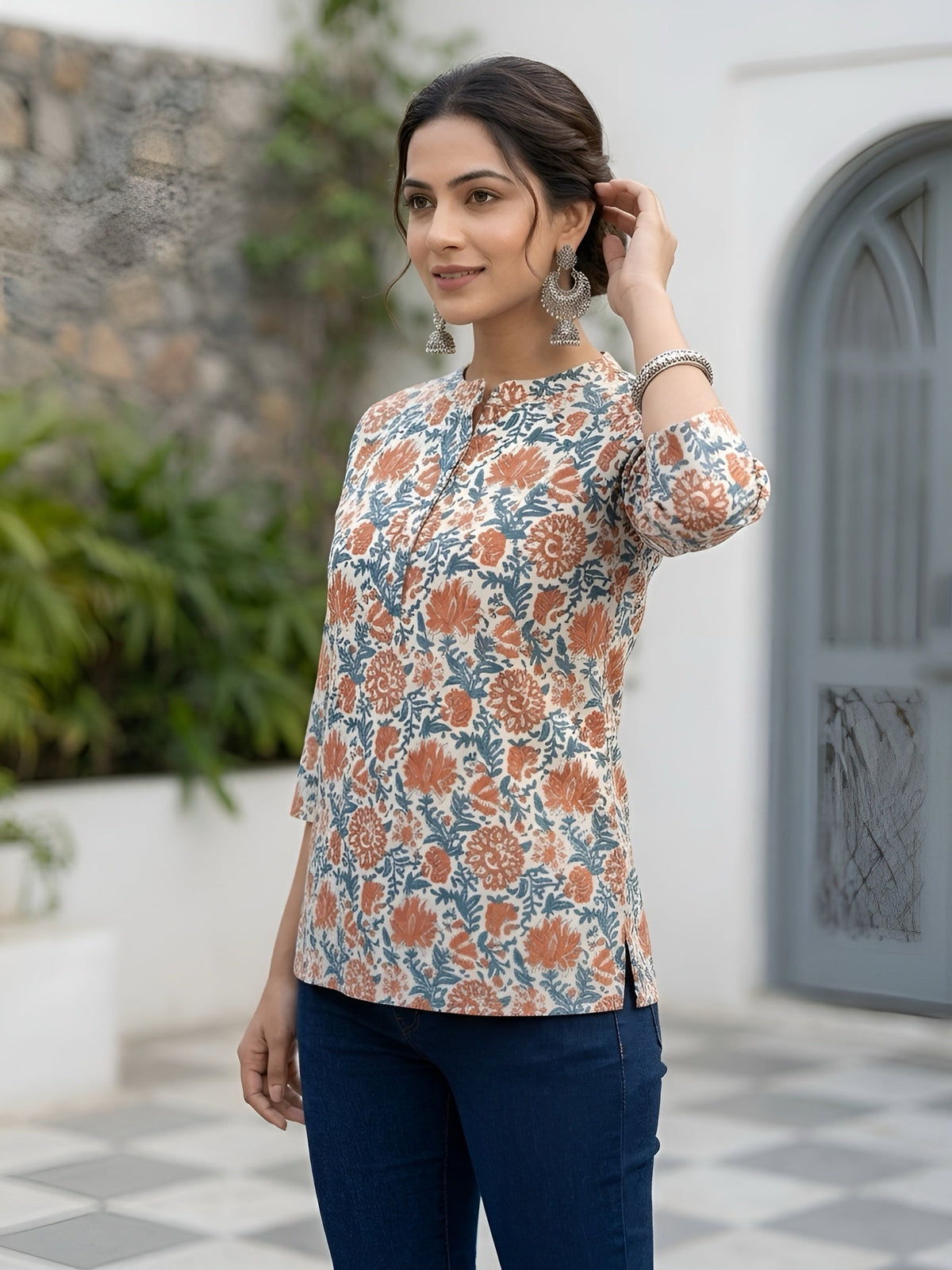 Women White Printed Straight Tunic