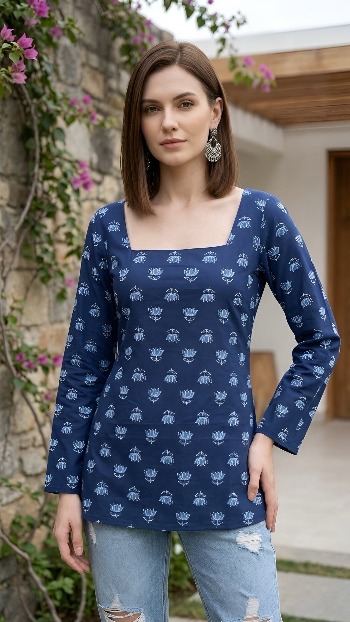 Women Blue Printed Straight Tunic With Tie-up Neck