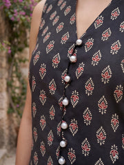 Women Black Printed Top