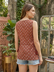 Women Maroon Printed Stylish Crop Top