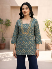 Women Green Printed Straight Tunic