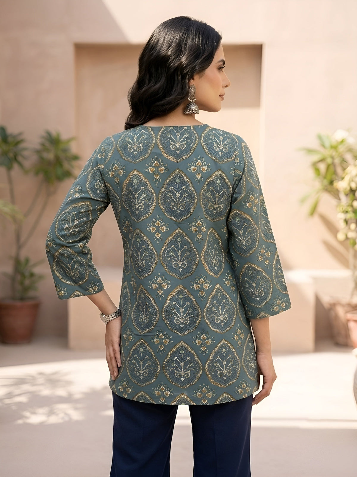 Women Green Printed Straight Tunic
