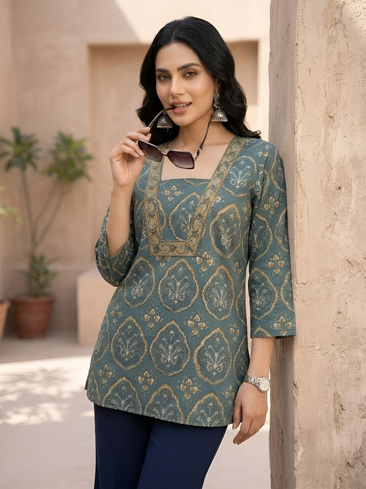 Women Green Printed Straight Tunic